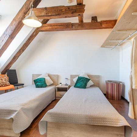 Mansard In Old Town Apartment Рига Екстериор снимка